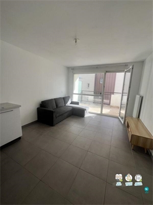 t2 à la location -   01210  FERNEY VOLTAIRE, surface 44 m2 location t2 - UBI481219148